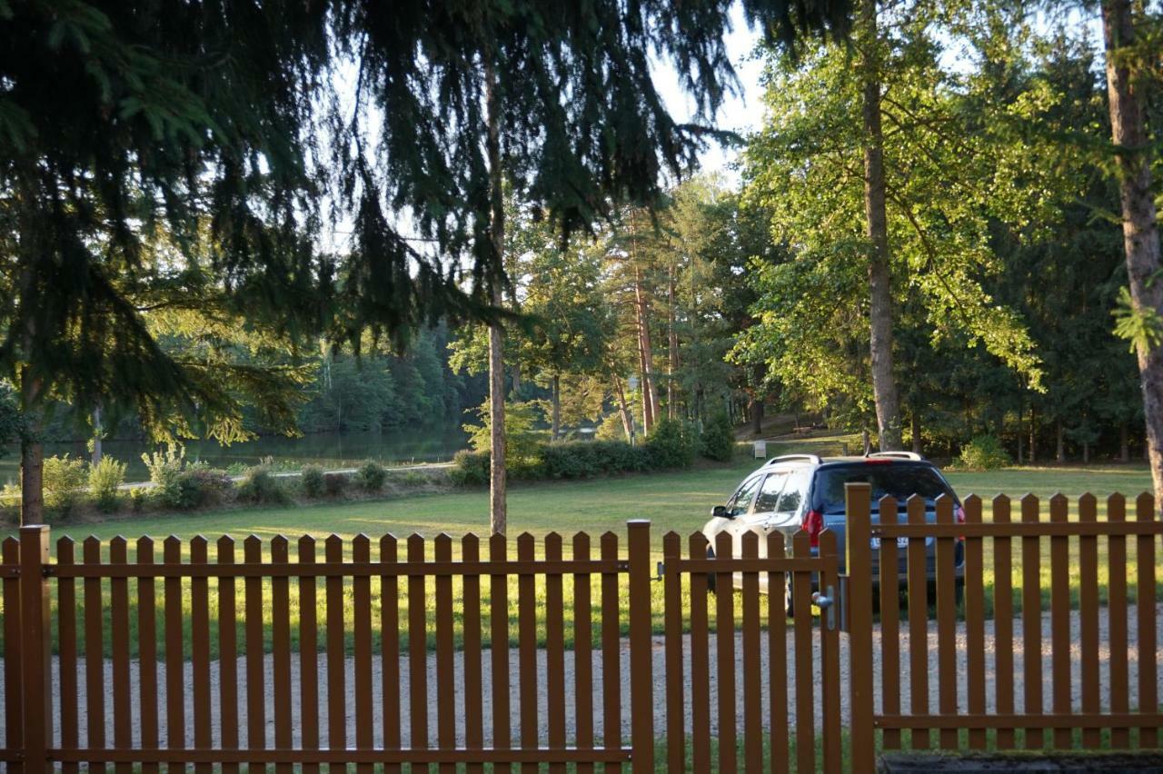 Gaestehaus Familie Loeffler - Ferienwohnung Am Stadtplatz In 利乔 外观 照片